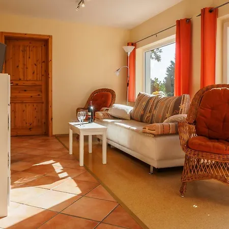 Gartenhaus Im Ostseebad Dom wakacyjny *